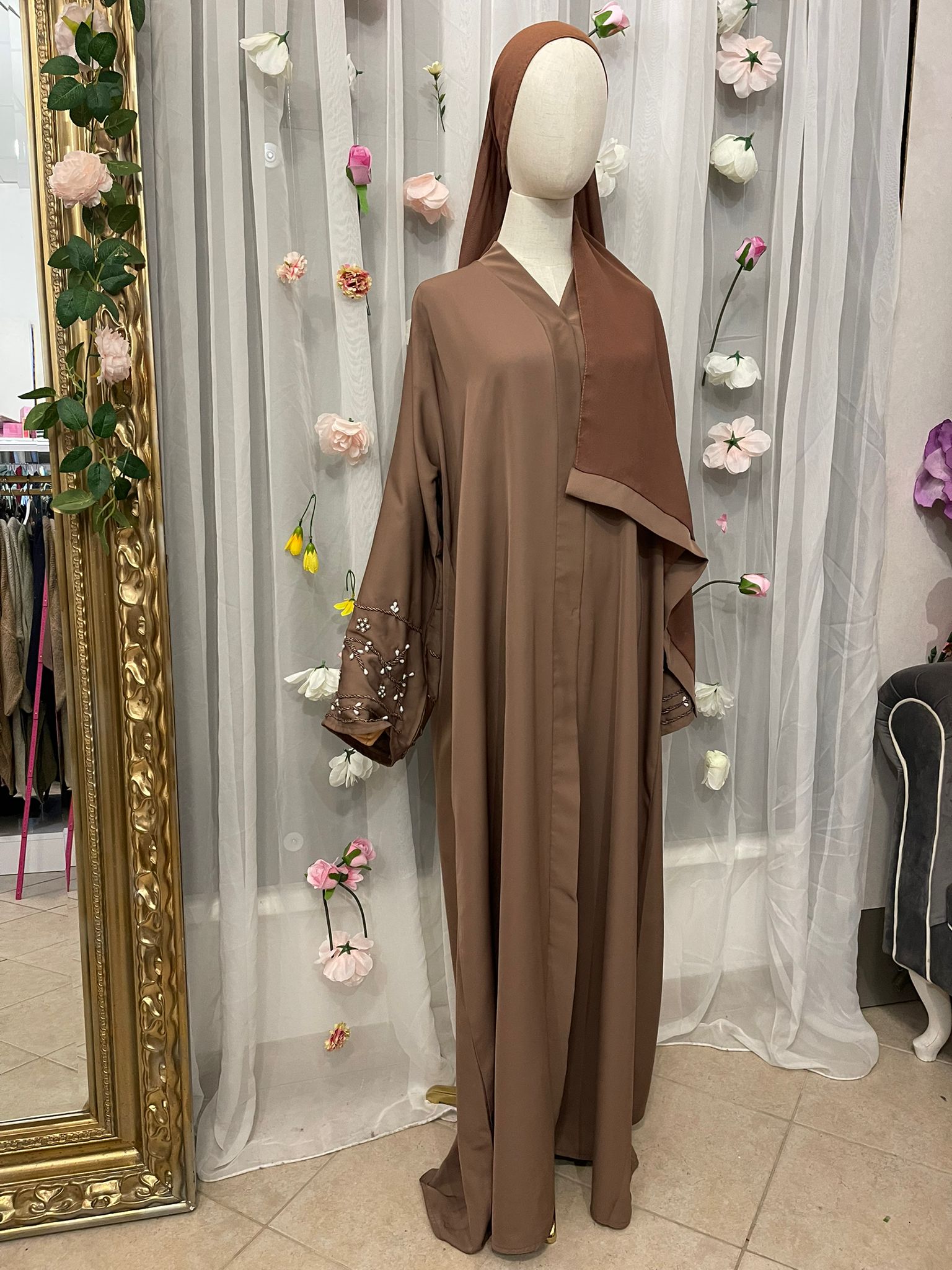 Abaya Khadija