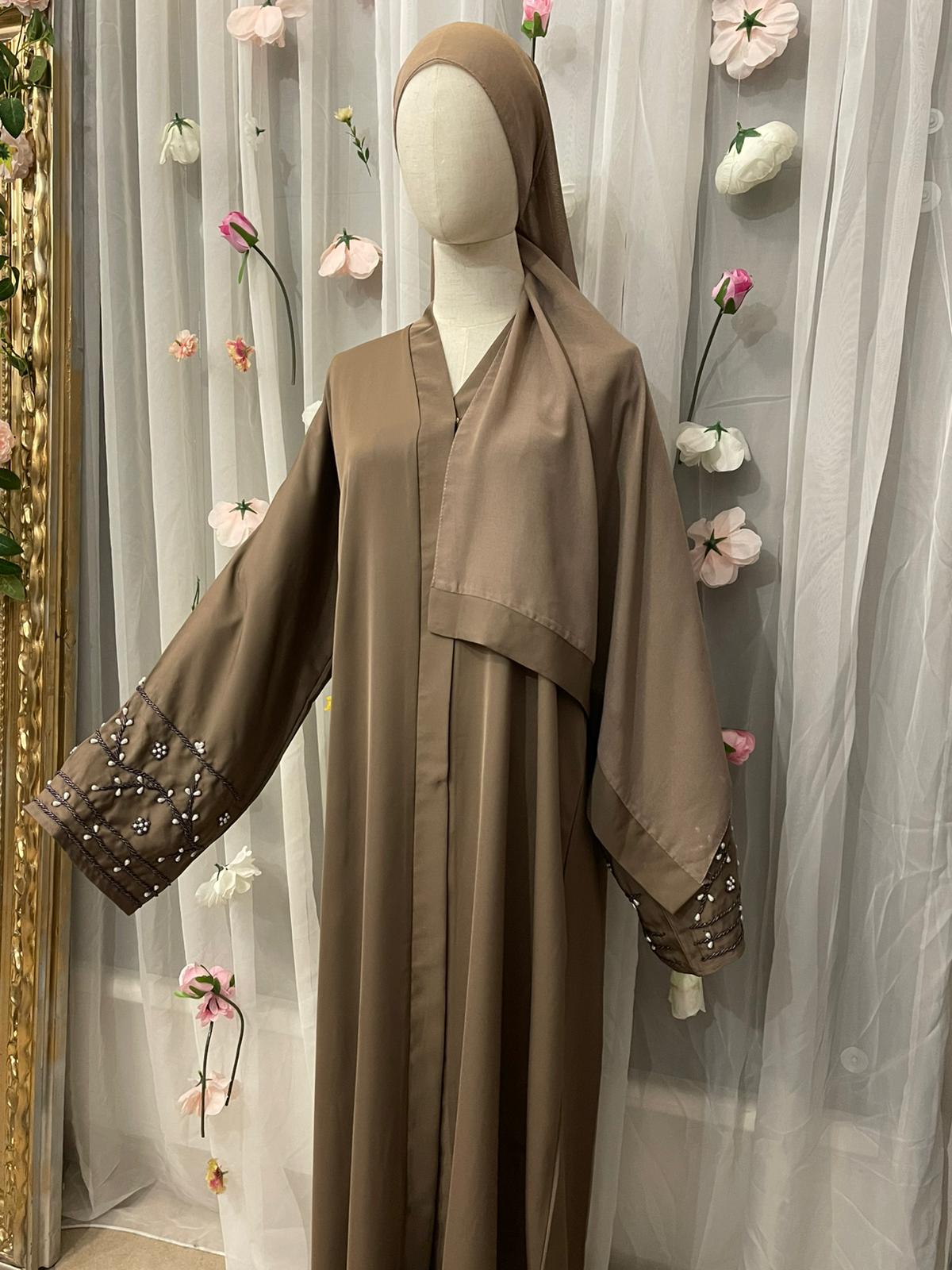 Abaya Khadija Taupe