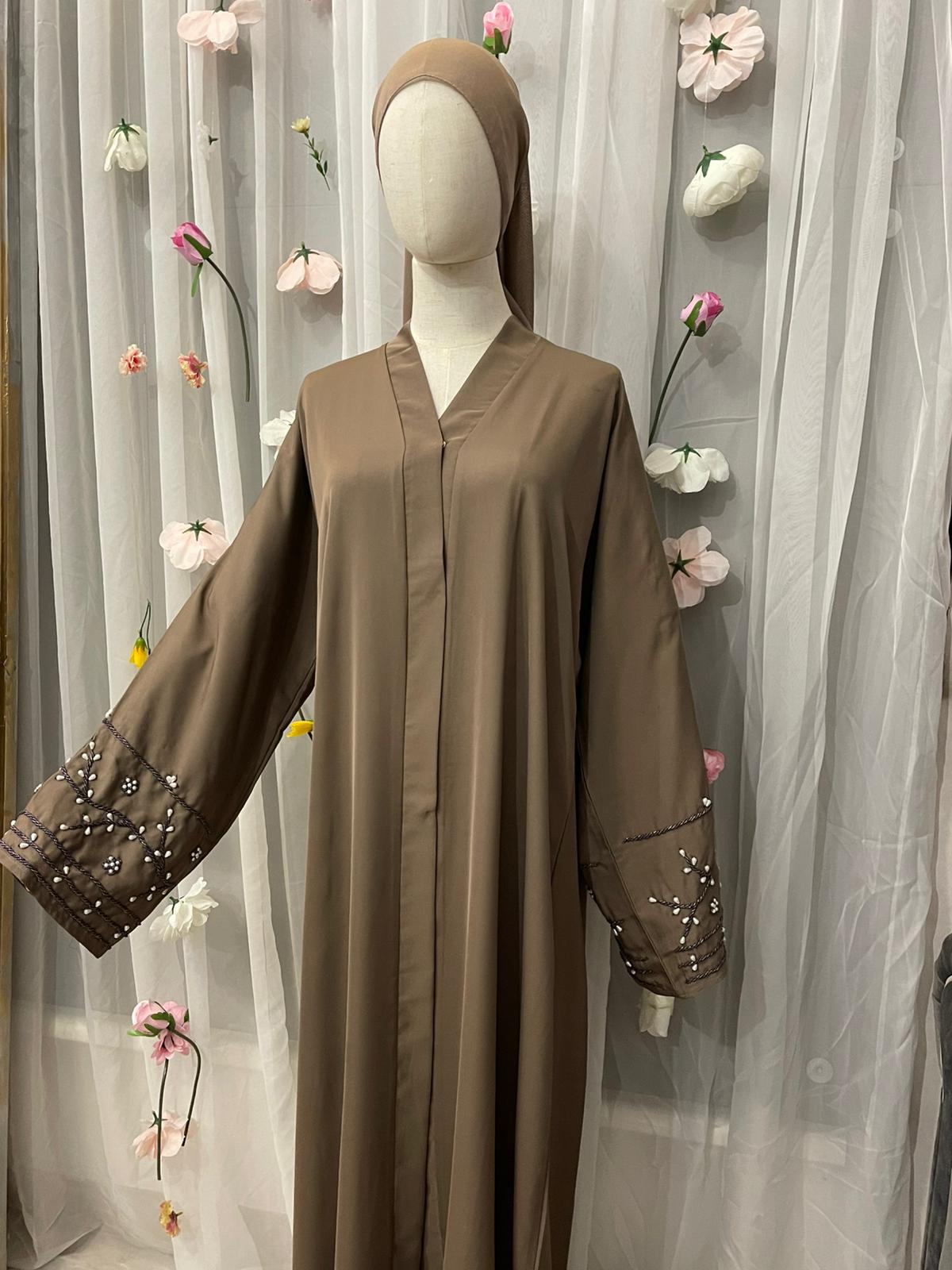 Abaya Khadija Taupe