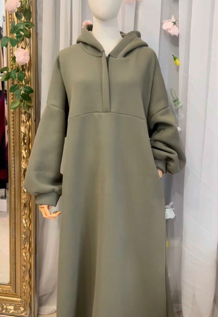 <strong>THERMO ABAYA</strong> - das Must-have piece, für die kalten Tage. Letzte Stücke! SALE