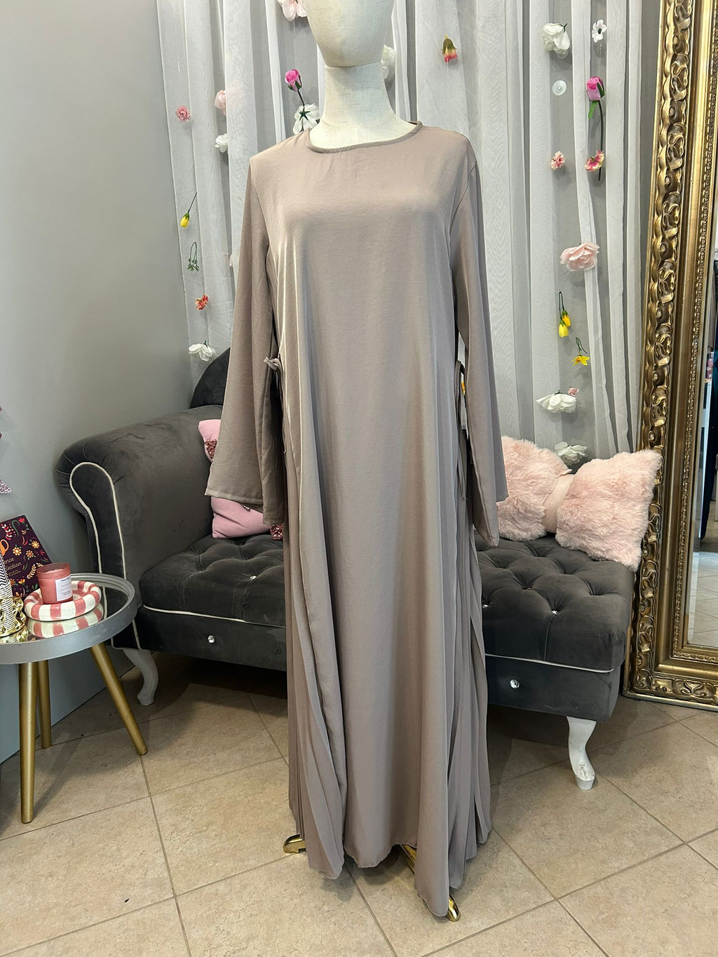 Abaya MONA