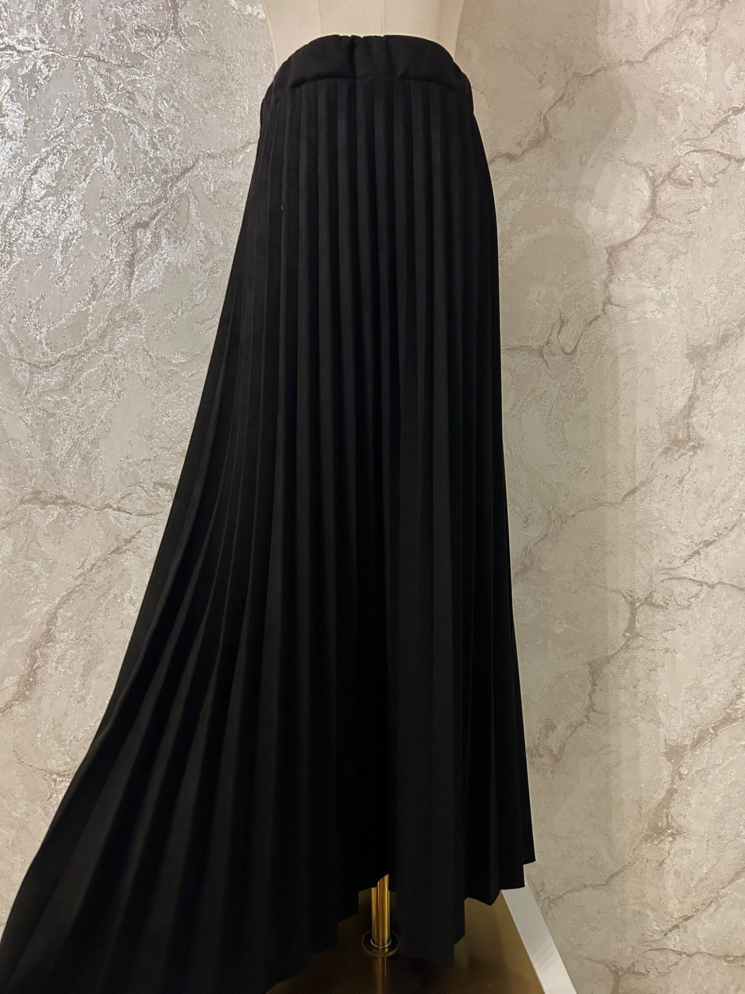 Plissee-Rock aus hochwertigem Velours