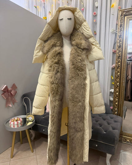 Hochwertige Winterjacke mit Fellbesatz