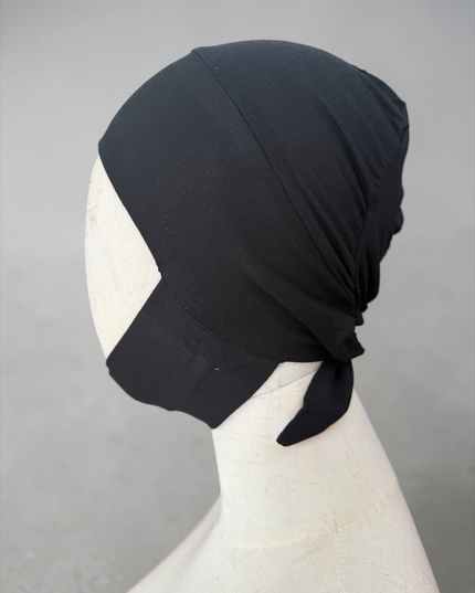 Bonnet mit Kinn